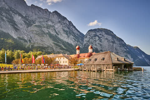 Gemeinde Schönau Landkreis Berchtesgadener_Land Königssee Anlegestelle St. Bartholomä (Dirschl Johann) Deutschland BGL